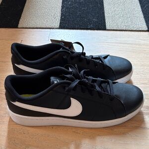 Men’s Nike Court, Royale brand new shoes